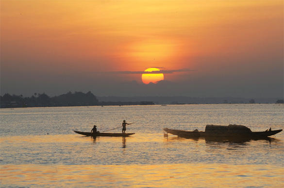 hoang hon tren pha tam giang